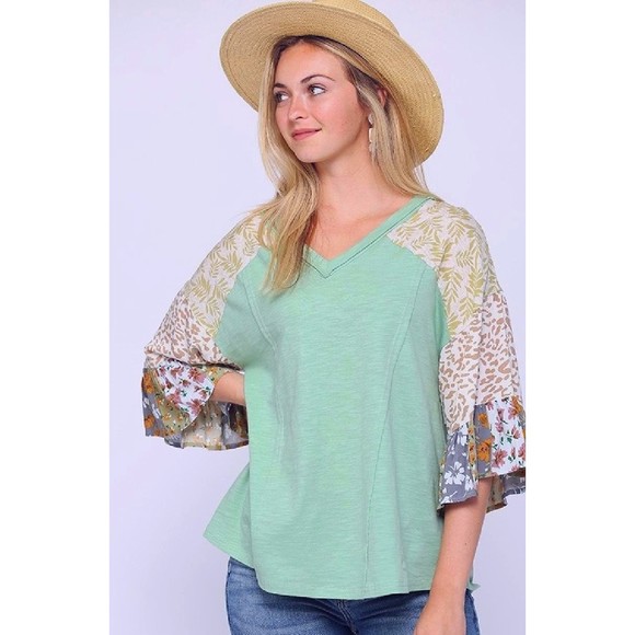 New Gigio Size S L Mint with Multicolor Print Mix Ruffle Sleeve Solid V-neck Top - Picture 2 of 5